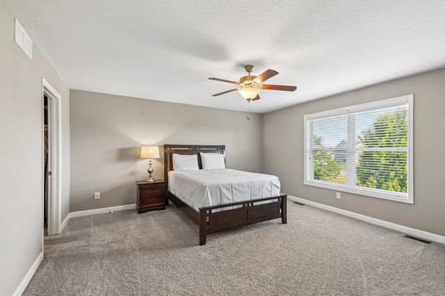 9277 67th Street S, Cottage Grove, MN 55016