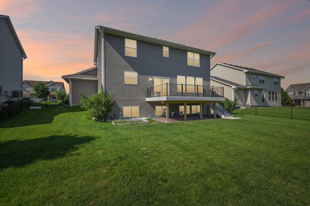 9277 67th Street S, Cottage Grove, MN 55016