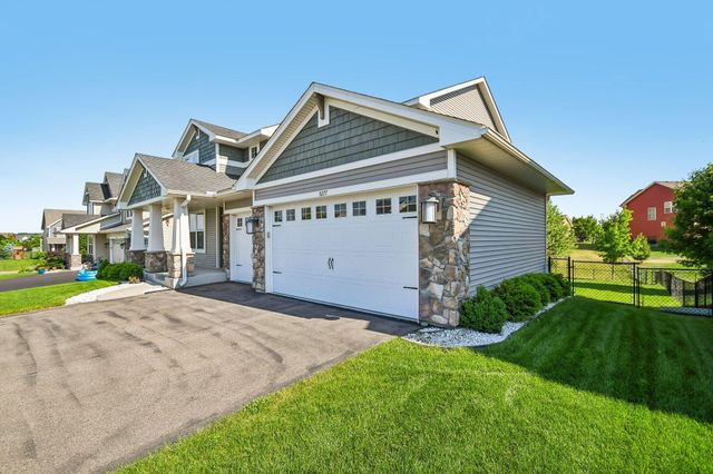 9277 67th Street S, Cottage Grove, MN 55016