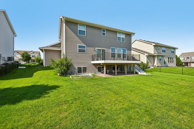 9277 67th Street S, Cottage Grove, MN 55016
