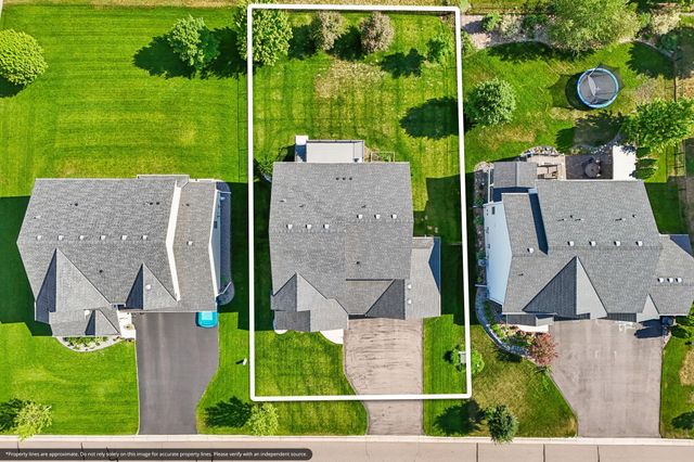 9277 67th Street S, Cottage Grove, MN 55016