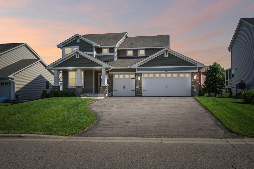 9277 67th Street S, Cottage Grove, MN 55016