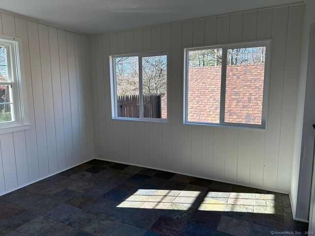 7 Wilshire Road 7, Madison, CT 06443