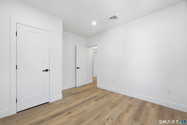 145 Crystal Avenue 3, New London, CT 06320