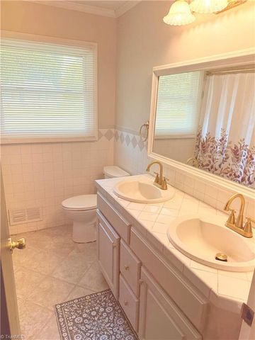 702 Trail One, Burlington, NC 27215