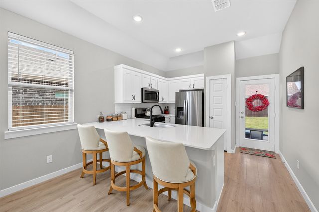 204 Mountain Meadow Lane, Mckinney, TX 75071