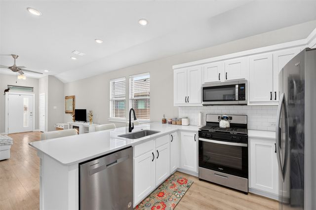 204 Mountain Meadow Lane, Mckinney, TX 75071