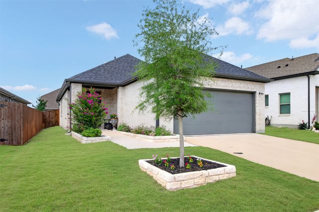 204 Mountain Meadow Lane, Mckinney, TX 75071