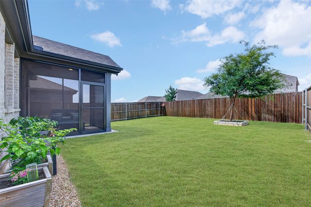 204 Mountain Meadow Lane, Mckinney, TX 75071