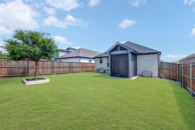 204 Mountain Meadow Lane, Mckinney, TX 75071