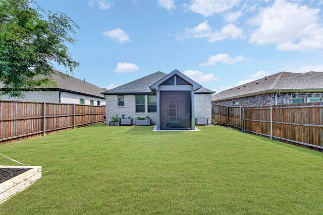 204 Mountain Meadow Lane, Mckinney, TX 75071