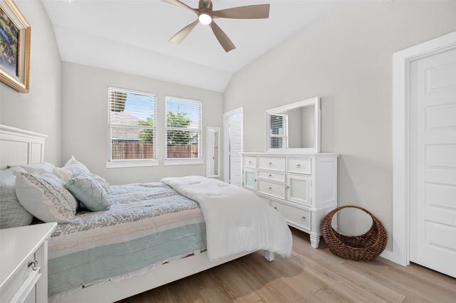 204 Mountain Meadow Lane, Mckinney, TX 75071