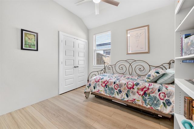 204 Mountain Meadow Lane, Mckinney, TX 75071