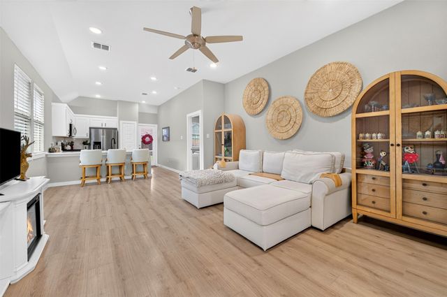 204 Mountain Meadow Lane, Mckinney, TX 75071