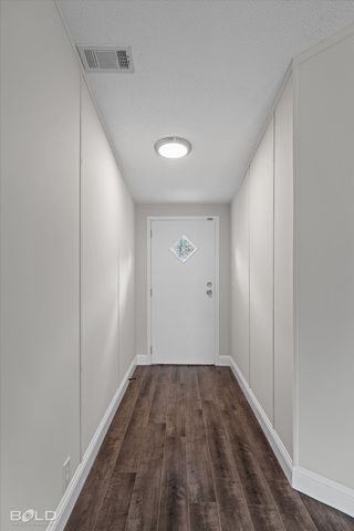 9690 E Shattalon Circle, Shreveport, LA 71106