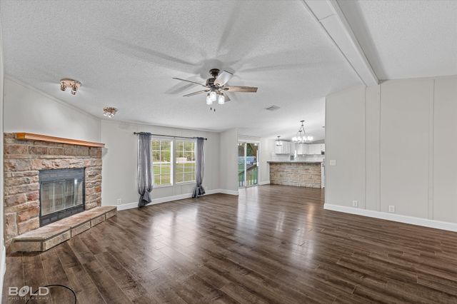 9690 E Shattalon Circle, Shreveport, LA 71106