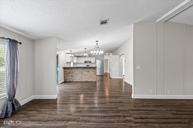 9690 E Shattalon Circle, Shreveport, LA 71106