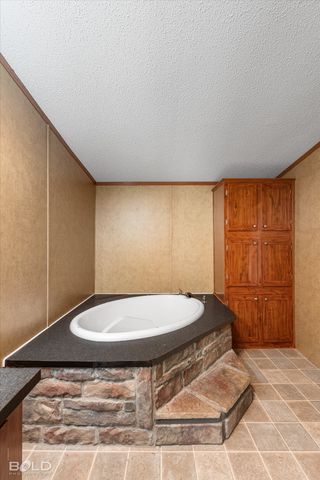 9690 E Shattalon Circle, Shreveport, LA 71106