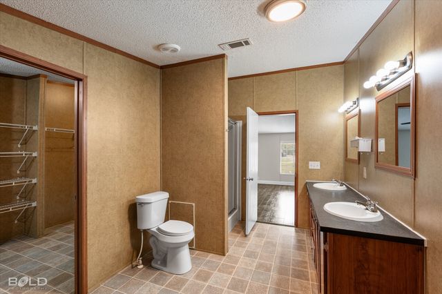 9690 E Shattalon Circle, Shreveport, LA 71106