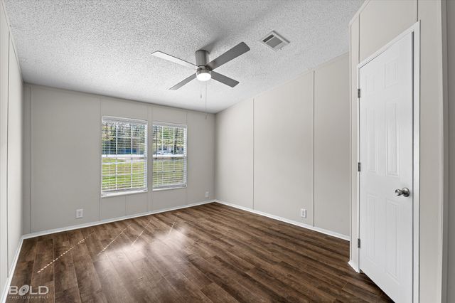 9690 E Shattalon Circle, Shreveport, LA 71106