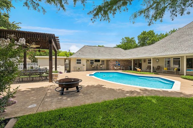 404 Moonlight Lane, Keller, TX 76248