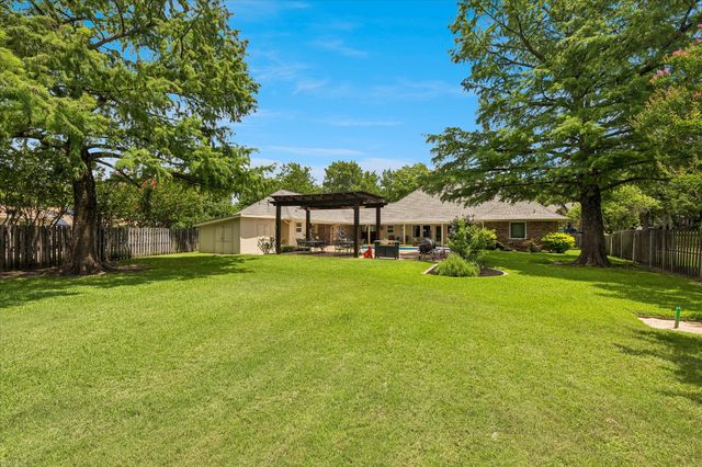 404 Moonlight Lane, Keller, TX 76248