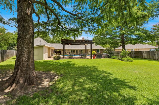 404 Moonlight Lane, Keller, TX 76248