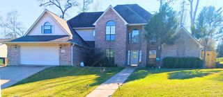 913 Cherry Hills Drive, Huntsville, TX 77340