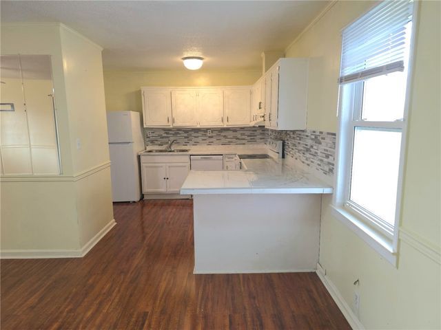 830 Green Acres Road, Seneca, SC 29678