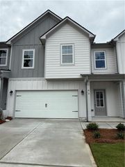93 Maple Trail, Dawsonville, GA 30534