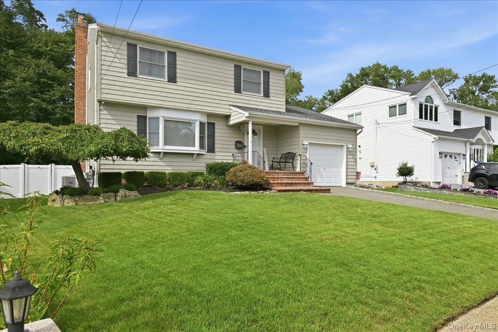 1530 Kimberly Court, Wantagh, NY 11793 — exterior