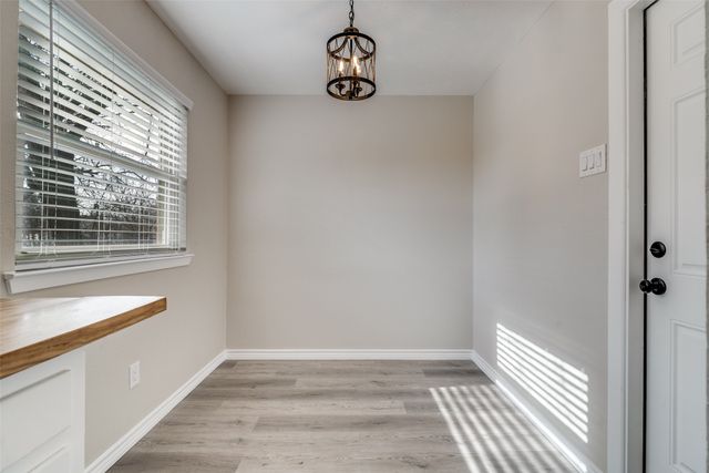 820 E Glendale Street, Crowley, TX 76036