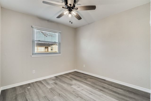 820 E Glendale Street, Crowley, TX 76036