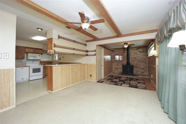 121 Highland Drive, Ennis, TX 75119