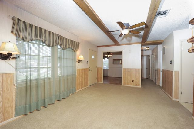 121 Highland Drive, Ennis, TX 75119