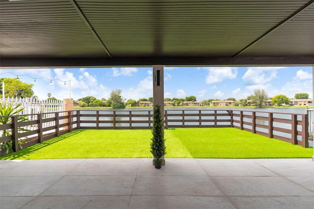 2523 W 65th Street, Hialeah, FL 33016