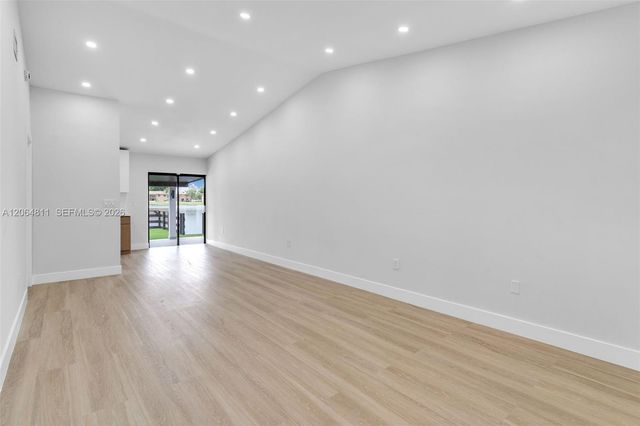 2523 W 65th Street, Hialeah, FL 33016