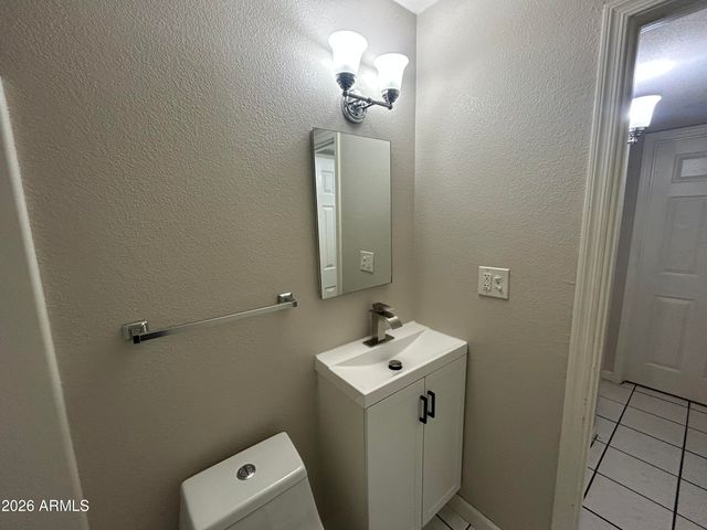 837 E ALICE Avenue, Phoenix, AZ 85020