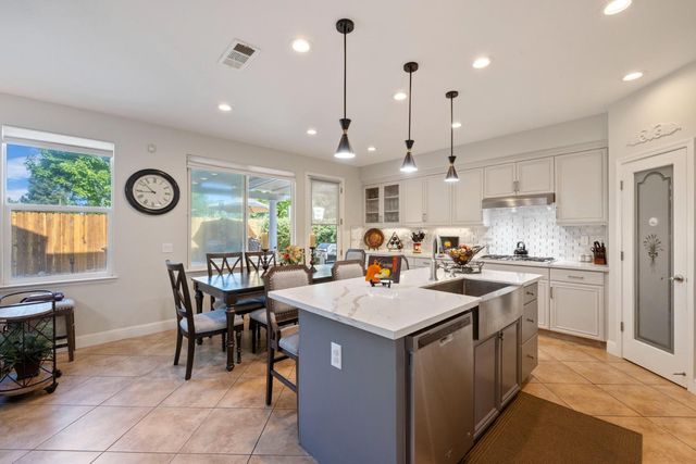 2439 Meridian, Lodi, CA 95242