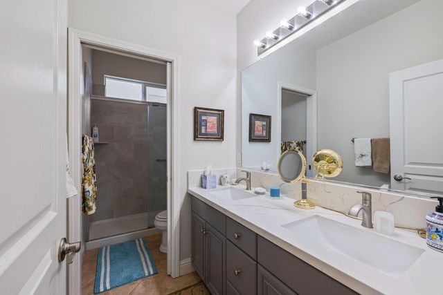 2439 Meridian, Lodi, CA 95242