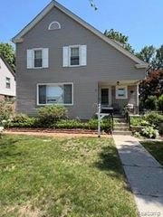22432 Gregory Street, Dearborn, MI 48124
