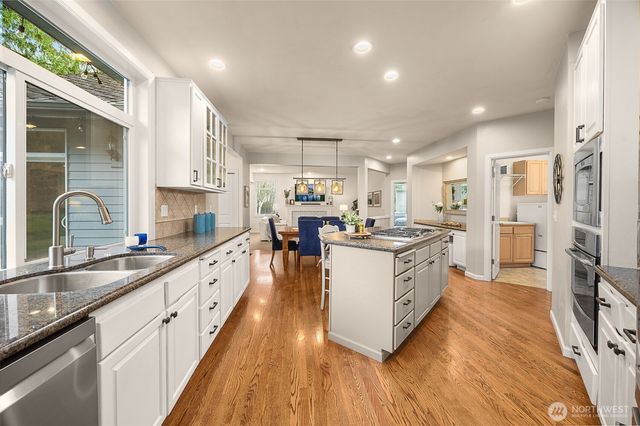 7416 245th Way NE, Redmond, WA 98053