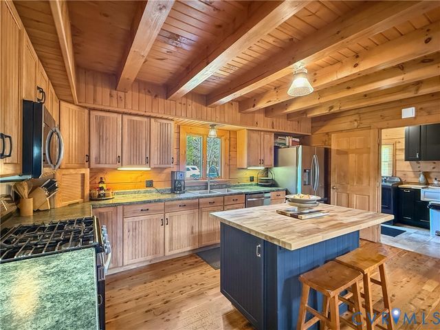 3491 Traffic Rd Rd, Victoria, VA 23974