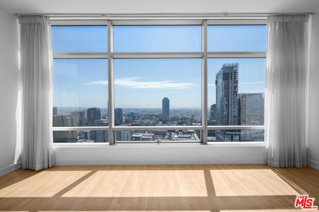 900 W Olympic Boulevard 36I, Los Angeles, CA 90015