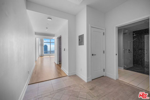 900 W Olympic Boulevard 36I, Los Angeles, CA 90015