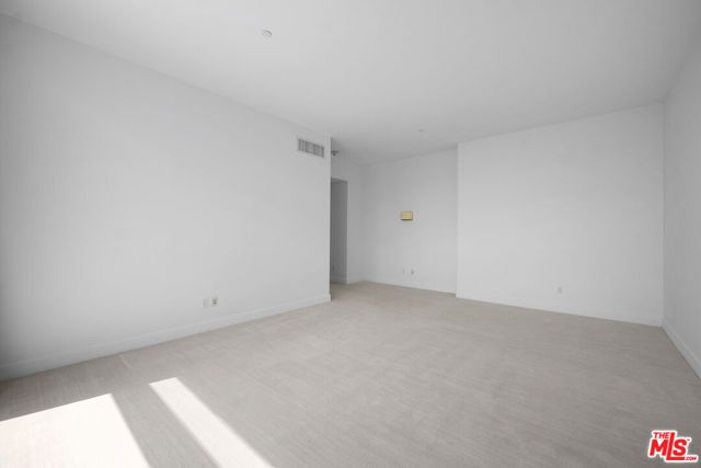 900 W Olympic Boulevard 36I, Los Angeles, CA 90015
