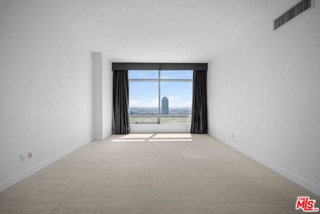 900 W Olympic Boulevard 36I, Los Angeles, CA 90015