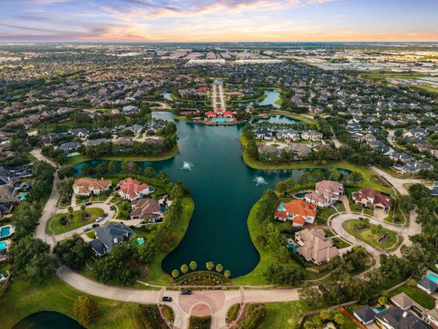 12019 Costa Del Rey Court, Houston, TX 77041