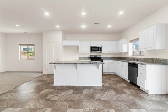 16774 Cherry Tree Lane, Fontana, CA 92336