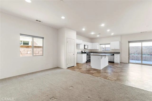 16774 Cherry Tree Lane, Fontana, CA 92336